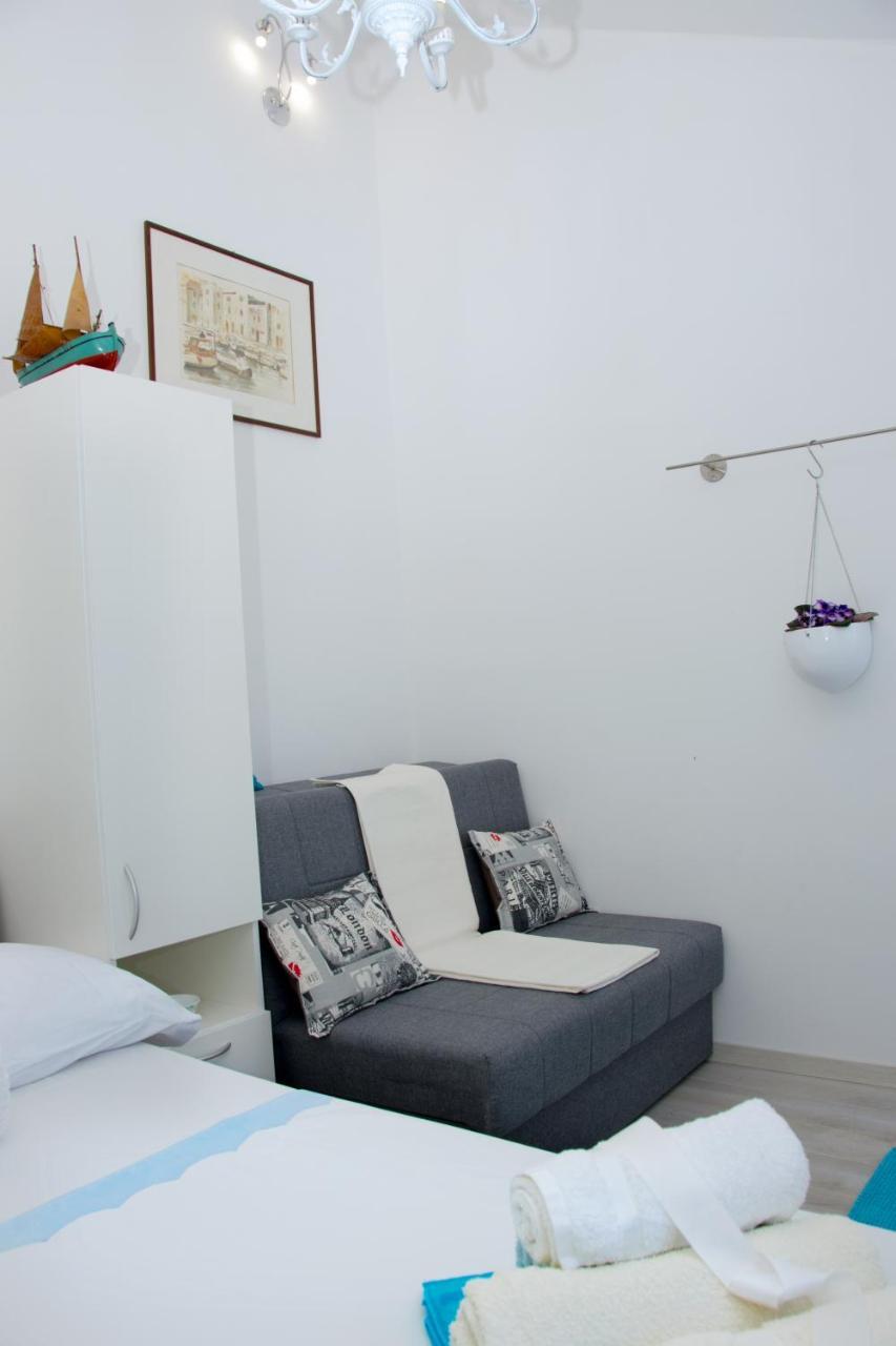 Apartmani Gloria Brodarica  Exterior foto